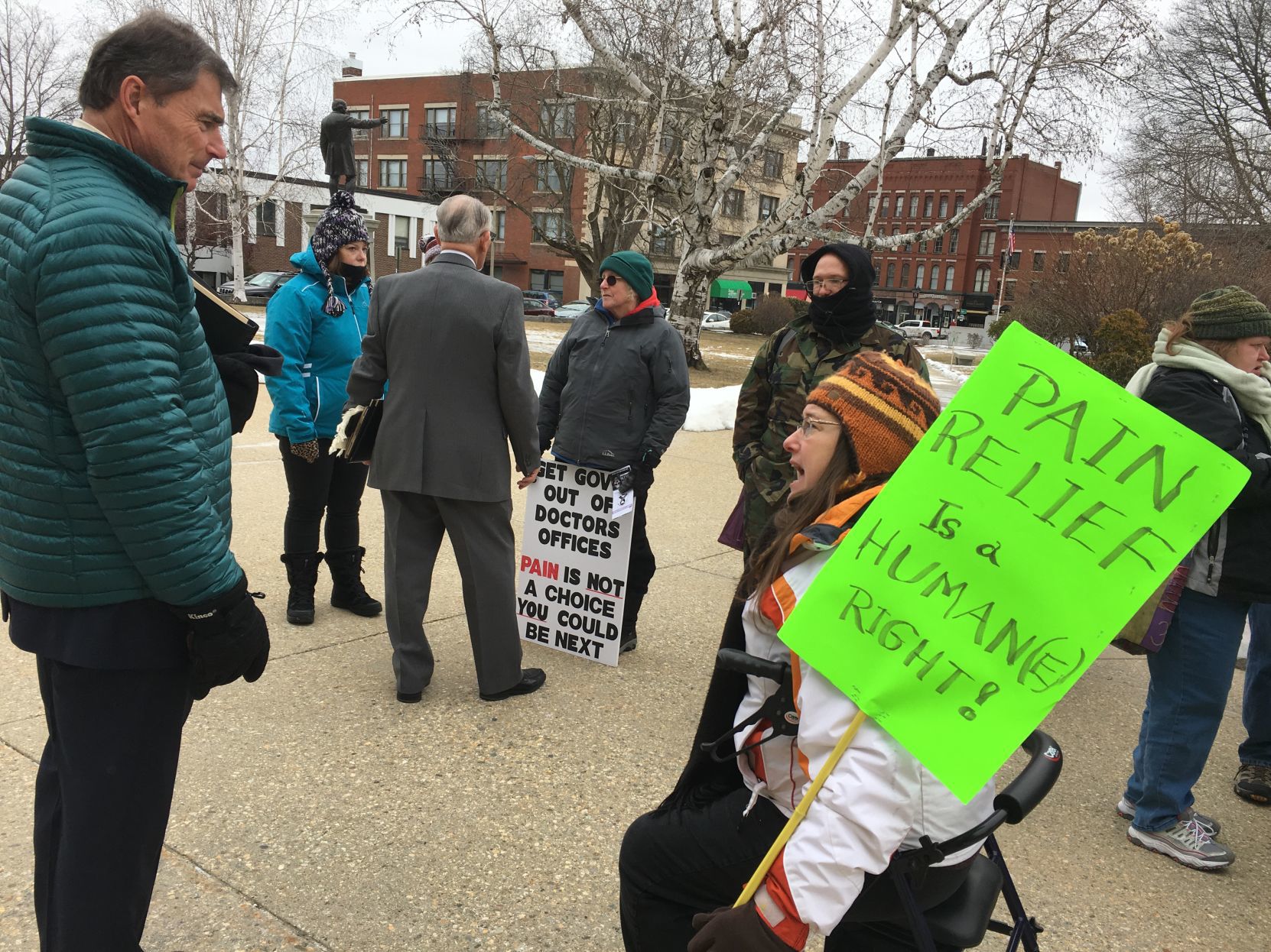 Pain patients implore lawmakers: Don't punish pain